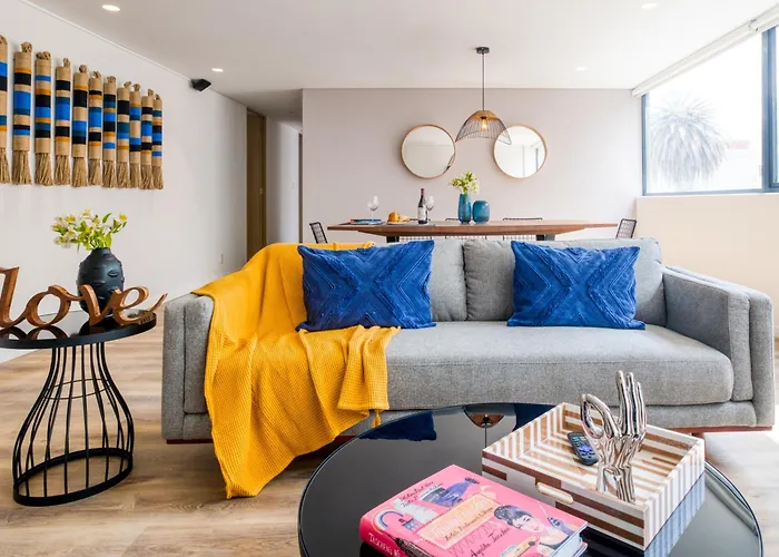 Uliv Polanco Aparthotel 4*