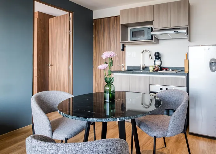 Uliv Polanco Aparthotel 4*